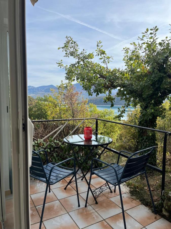 Les Gites Du Verdon, Cote Lac 韦尔东的圣克鲁瓦 外观 照片